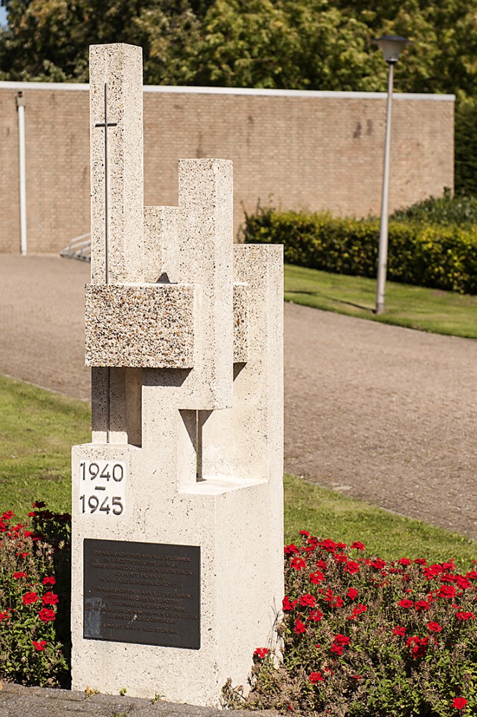 908a Oorlogsmonument, begraafplaats